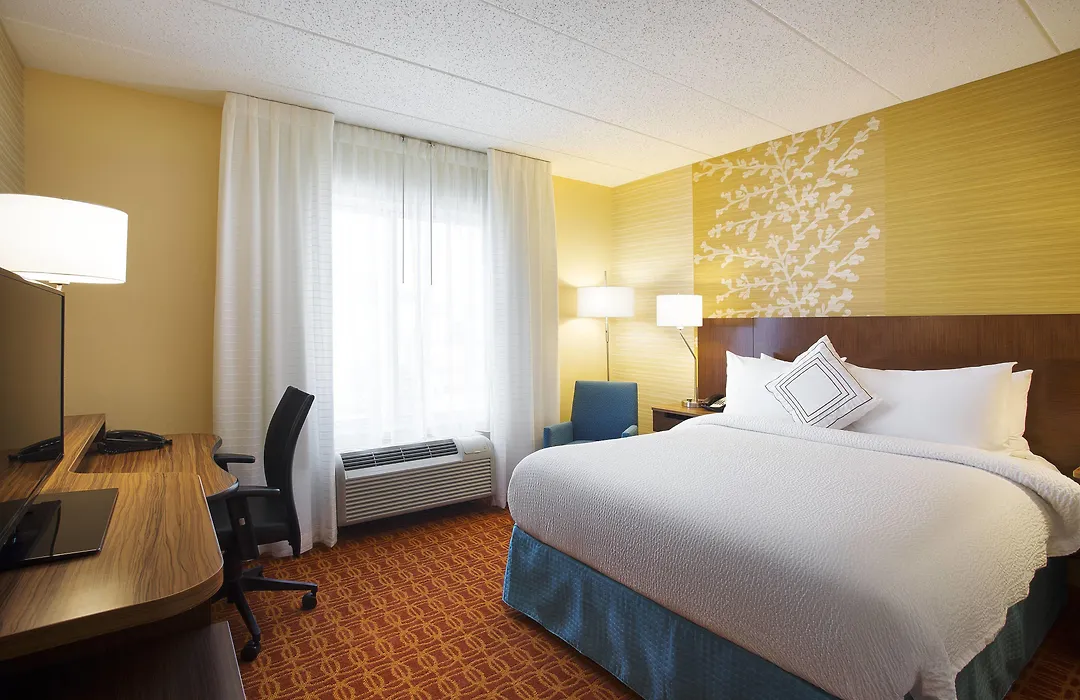 Fairfield Inn & Suites Chicago Midway Airport-1