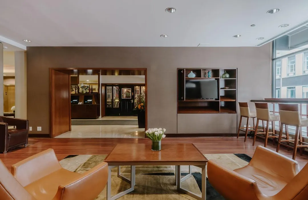 Central Loop Hotel-1