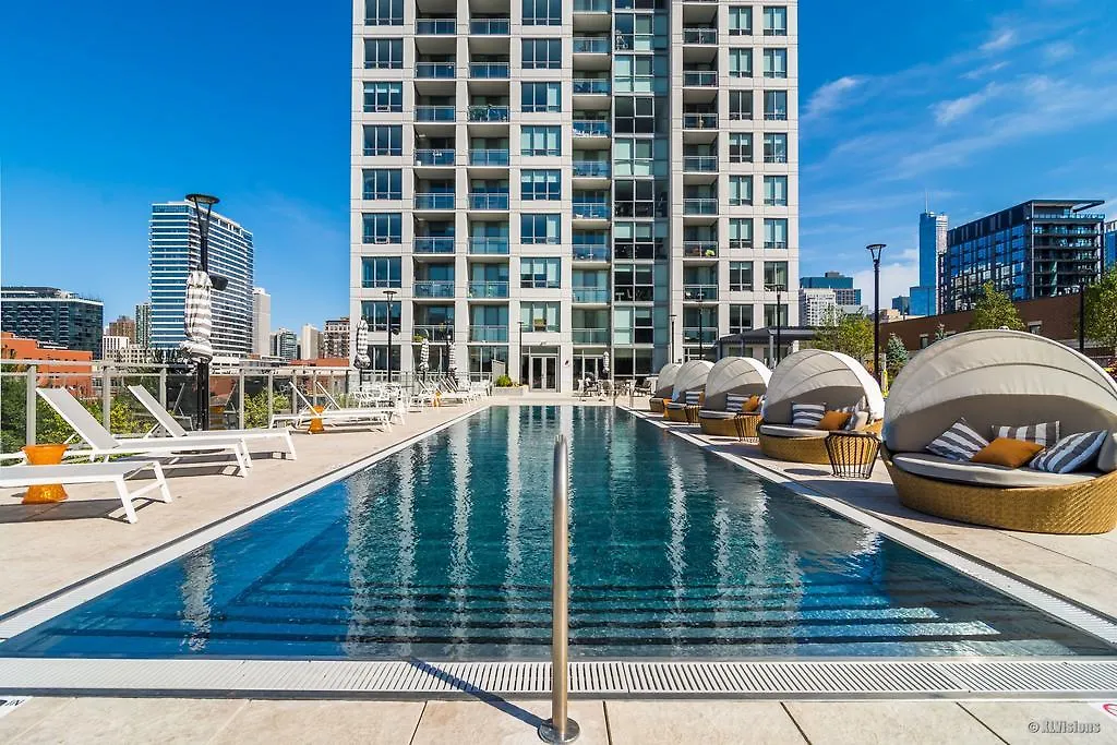 Apartment In River North Downtown Chicago-1