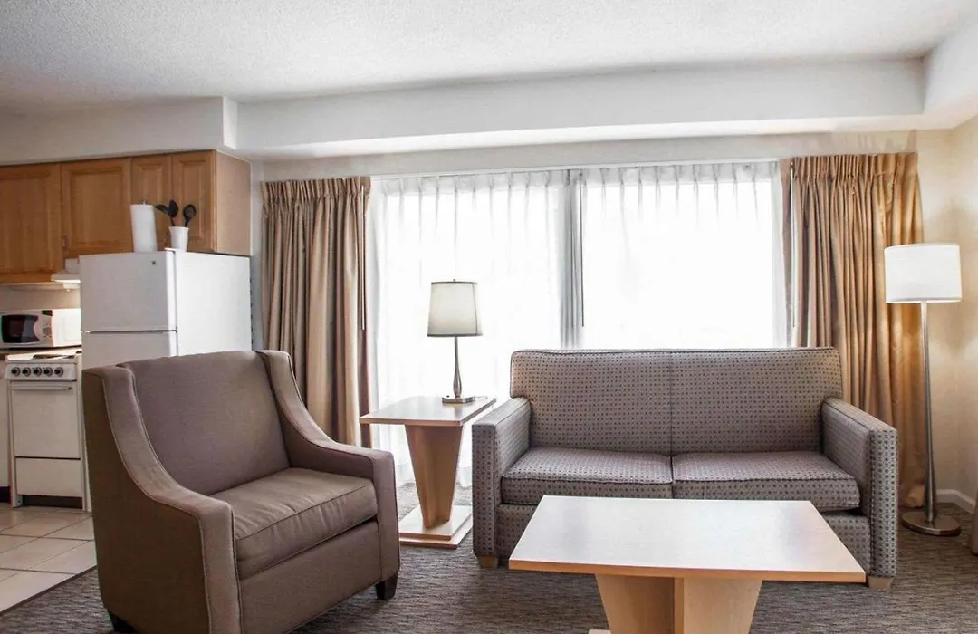 Comfort Suites Michigan Avenue-1