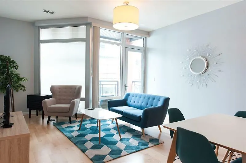 Artsy 2Br In Lincoln Park By Sonder-1