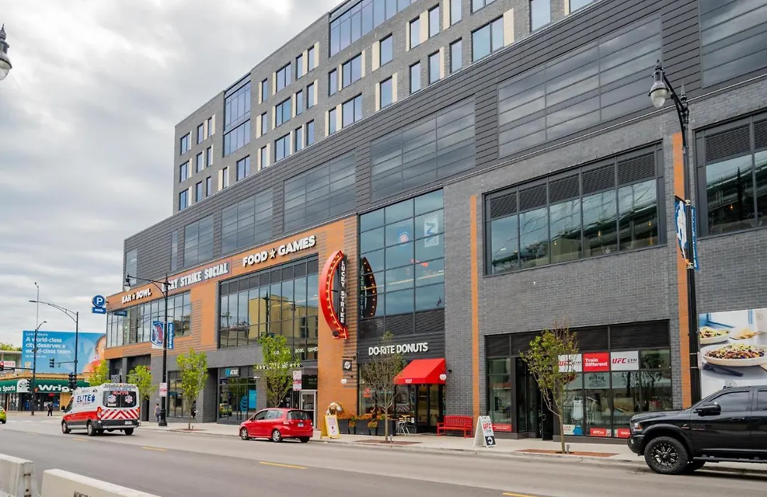 2Br Apartment In Lively Neighborhood Of Wrigley Field - Grace 1-1