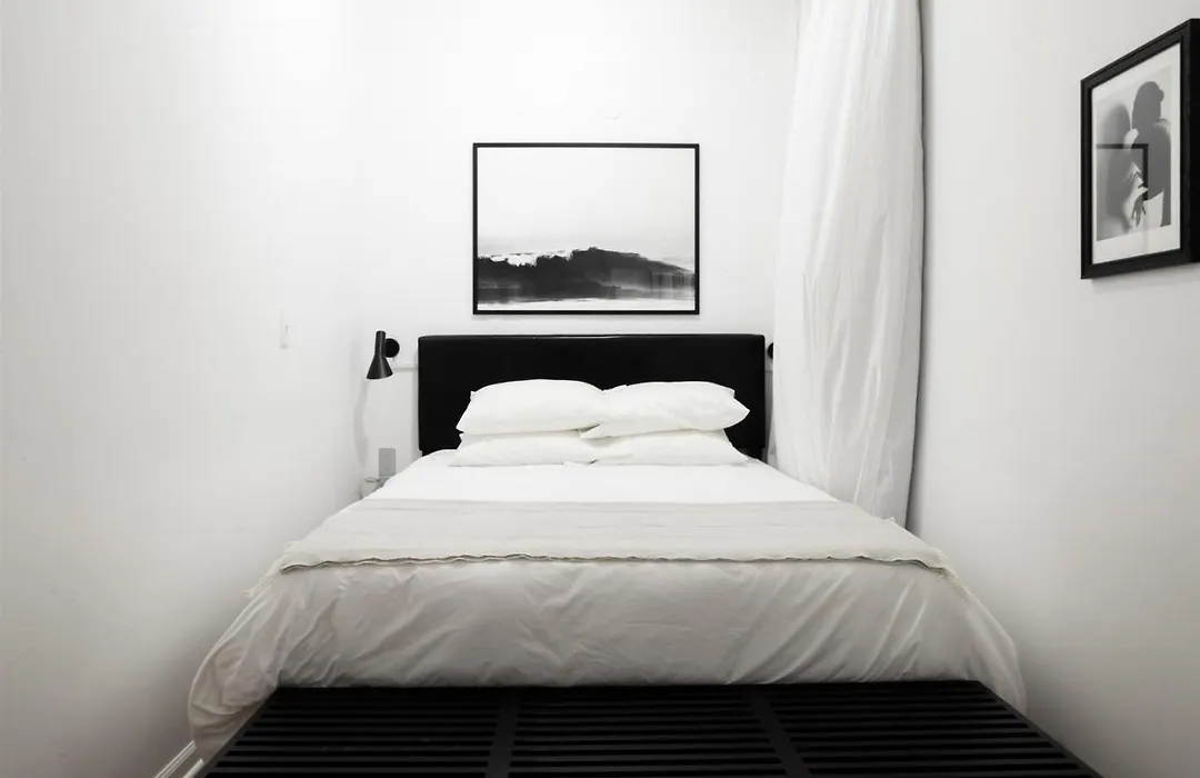 Frontdesk Updated 1Br Apt In River West-1