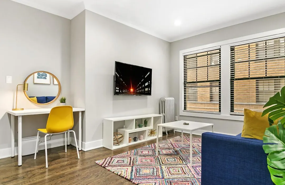 1Br Stylishly Furnished Apt In Lakeview - Oakdale 1S-1