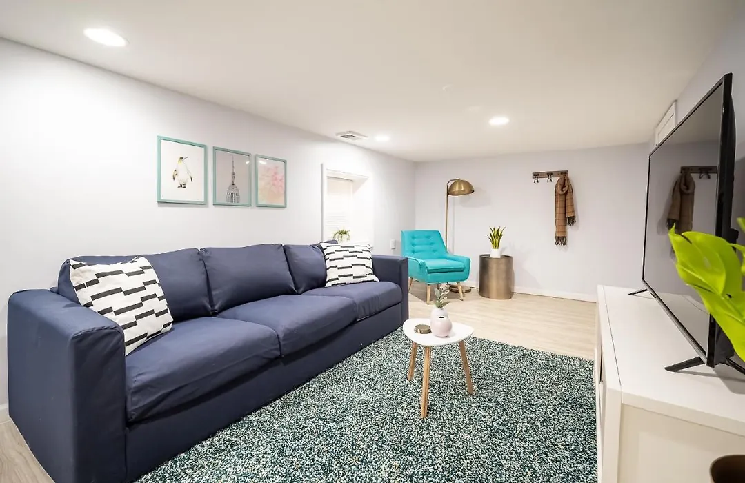 Cozy And Comfy 1Br Apartment In Logan Square!-1