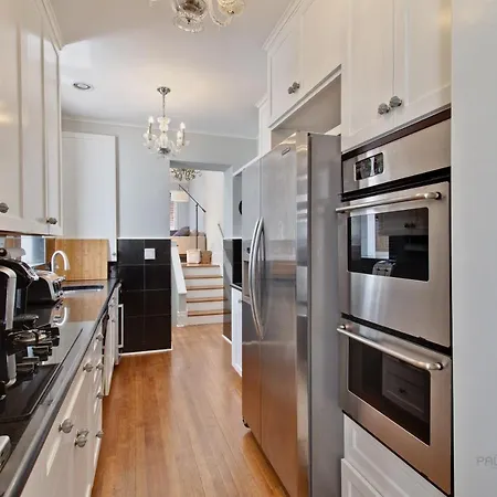 Historic Luxury Townhouse In Downtown Chicago-2