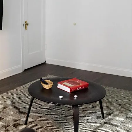 Frontdesk Refreshed 1Br Apt In Hyde Park-2