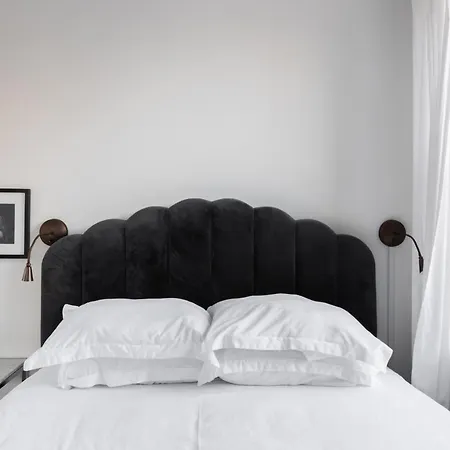 Frontdesk Comfy 2 Bedroom Apt By Hyde Park Art Center-2