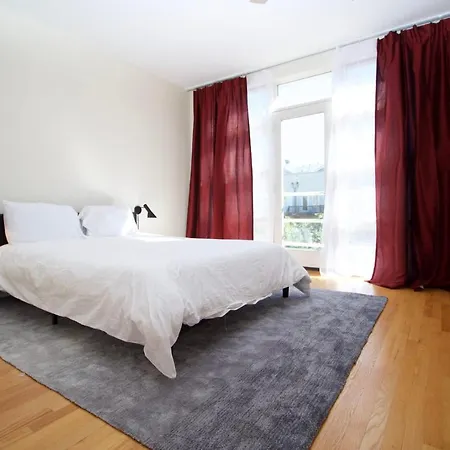 Frontdesk Spacious 2 Bedroom Apt In Wicker Park-2