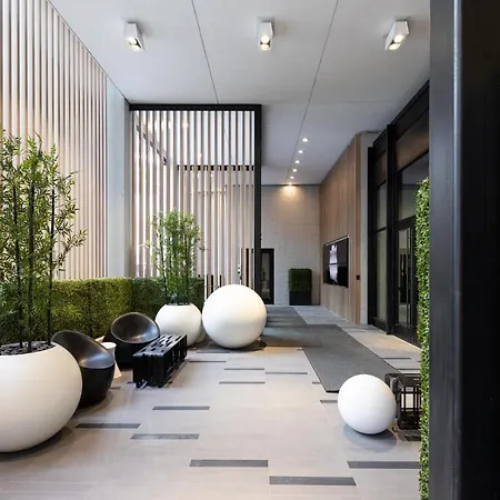 21 East - Chic Dt Apts With Rooftop By Zencity-3
