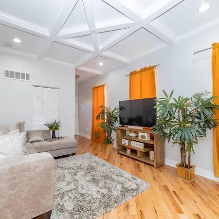 Lux Apt In Bronzeville, Min From Downtown-Rsv Now!-2