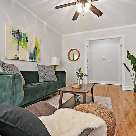 1Br Beautifully Furnished Apt With King-Sized Bed - Marshfield W2-3