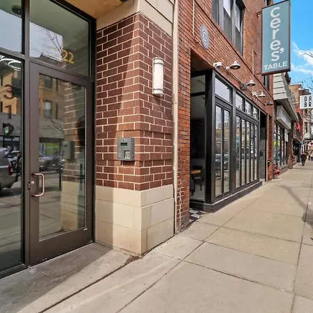 Splendid & Fully Furnished 1Br Apartment - Broadway 204 Rep-2