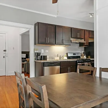 Excellent 1Br In Lakeview Close To Shops & Dining! - Stratford 3W-2