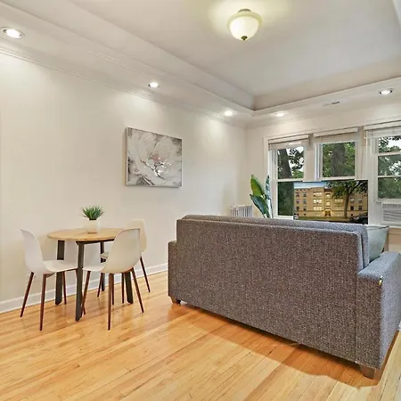 2Br Alluring Apartment With Laundry - Cullom D3-3