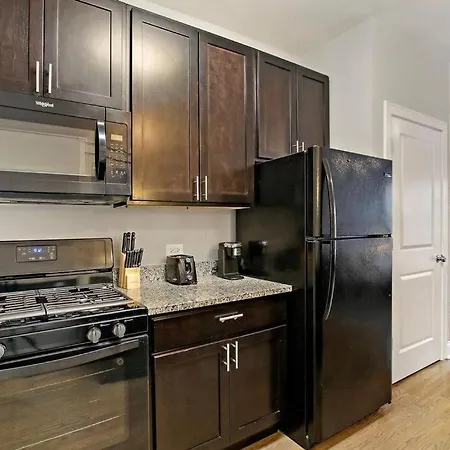 Stylish Studio Apartment In Portage Park - Pensacola 2N-2