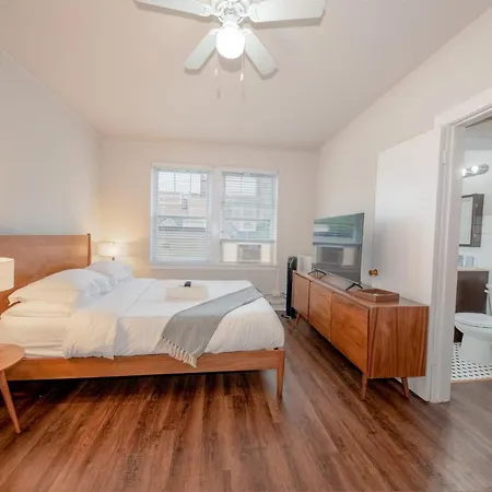 Historic Hp Studio With Fast Transit To Uchicago & Dt By Zen Rentals-2