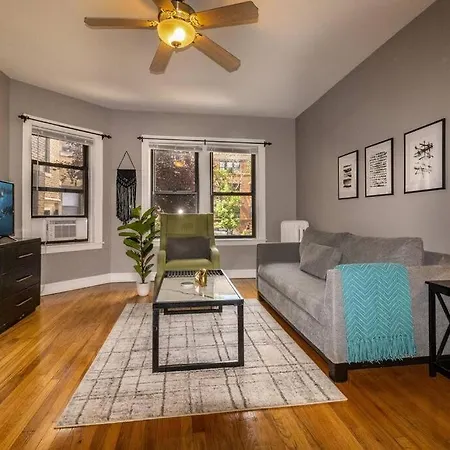 Well-Furnished 1Br Home In Lakeview With Free Wifi - Cornelia 1E-3