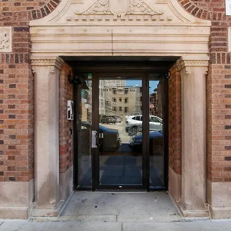 Cozy Studio Apt With In-Unit Laundry And Wi-Fi! - Montrose 111-3