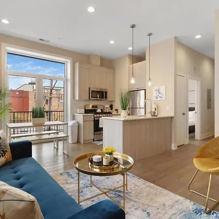 Chic Bucktown 2Br Apt With In-Unit Laundry - Western Rep-3