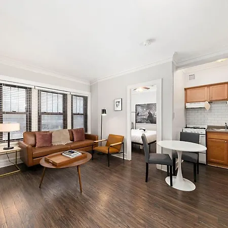 Frontdesk Mid-Rise 1 Bedroom Apt In Hyde Park-3