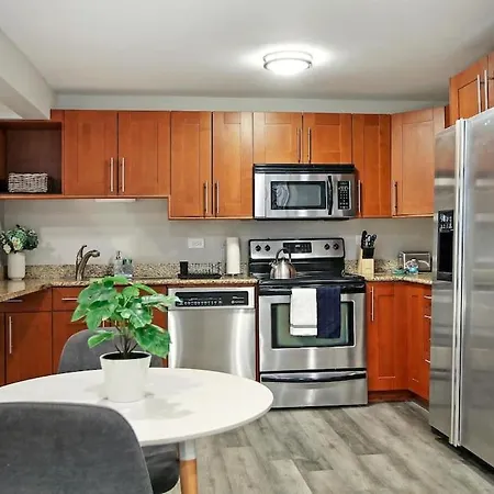 Chic 1Br Apartment With Modern Comforts - Barry Ga-3