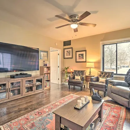 Chicago Home With Spacious Backyard!-3