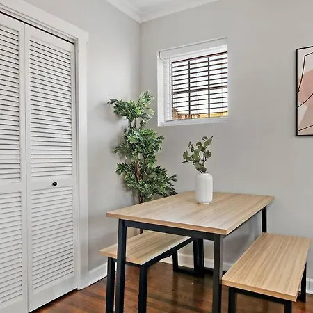 Pleasant 2Br Apt With Furnished Kitchen - Troy 2-2