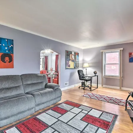 Chicago Home With Spacious Yard 14 Mi To Dtwn-3