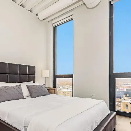 Modern 3Br Suite By Loyola University By Stay Gia-2
