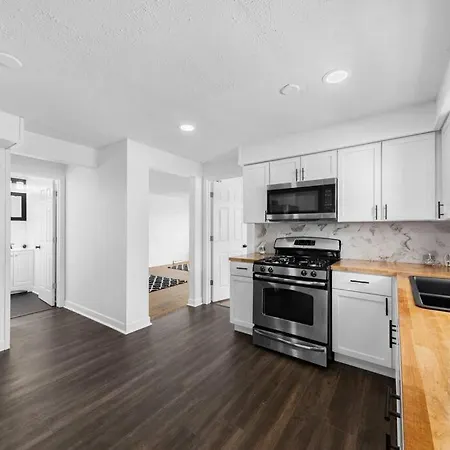 Gorgeous, Updated, Split Level Single Family Home-2