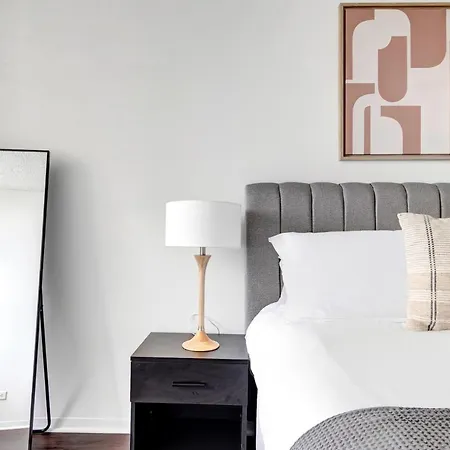 Streeterville 1Br W Gym Pool Nr Navy Pier Chi-449-2