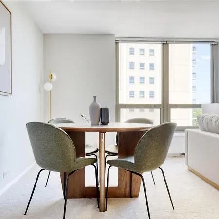 Lakeview 1Br W Gym Pool 1 Block To Lincoln Park Chi-403-3