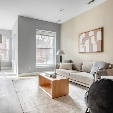 Edgewater 2Br Nr Loyola Red Line Chi-903-2