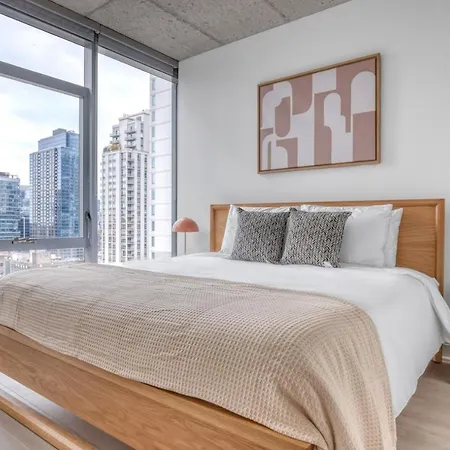 River North 1Br W Gym Pool Roof Nr Riverwalk Chi-821-3
