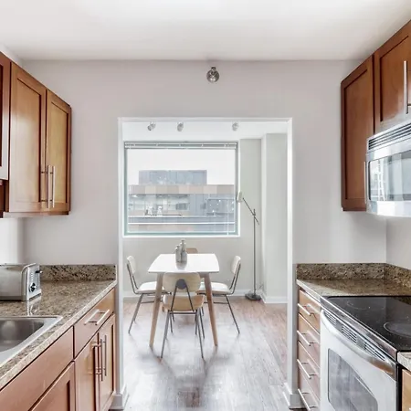 Streeterville 2Br W Gym Pool Ohio St Beach Chi-908-3
