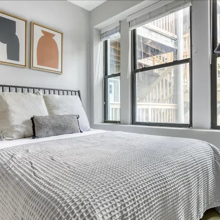 Lakeview 2Br W Wd Patio Nr Wrigley Field Chi-457-3