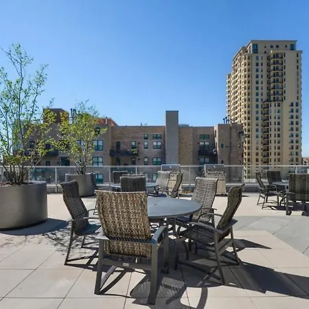 S Loop 1Br W Lounge Pool Gym Nr Grant Park Chi-762-3