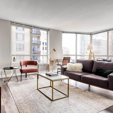 Gold Coast 2Br W Pool Gym Nr Mag Mile Chi-39-2