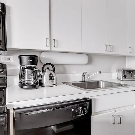 Lakeview 1Br W Gym Pool 1 Block To Lincoln Park Chi-402-3