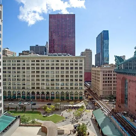 Loop 2Br W Gym Doorman Nr L Parks Chi-319-3