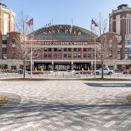 Streeterville 1Br W Lake Views Pool Deck Gym Chi-186-3