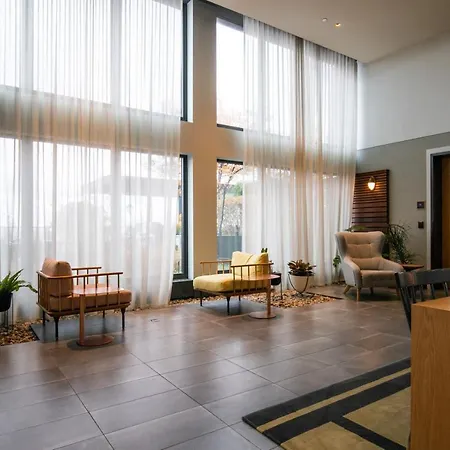 W Loop Studio W Gym Pool Coworking Nr Uic Chi-435-3