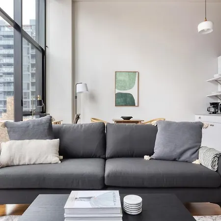 River North 1Br W Gym Lounge Roof Nr Riverwalk Chi-893-2