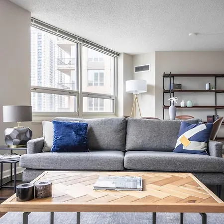 River N 2Br W Gym Wd Nr Magnificent Mile Chi-160-2