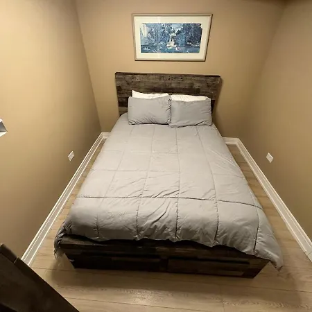 Chic And Cozy 1 Bed Suite-3
