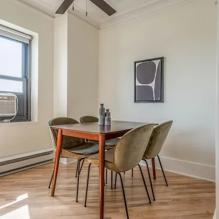 Gold Coast 1Br W Doorman Gym Nr Mariano Park Chi-946-3