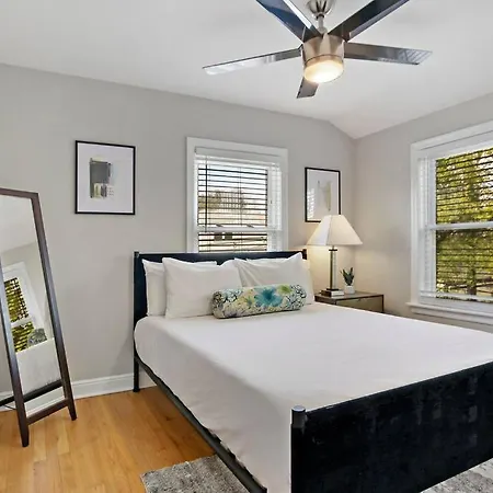 3Br Sunny And Spacious Chicago Apartment - Carmen 5640 & 5641 Rep-2
