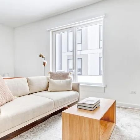 Uptown Studio W Roof Wd Nr Aragon Ballroom Chi-574-2