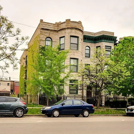 Pet-Friendly Chicago Vacation Rental Near Downtown-2